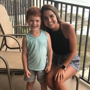 Meet your Posher, Tiffany